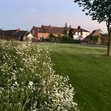 Cottage Barn Conversion On Working Farm Worcester Luaran gambar